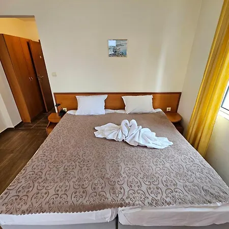 Ξενοδοχείο Family Romantik 3*