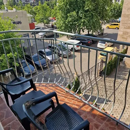 Family Romantik Σάνι Μπιτς