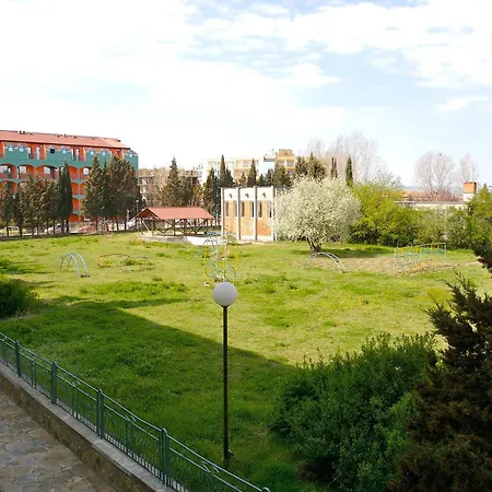 酒店 Family Romantik 3*