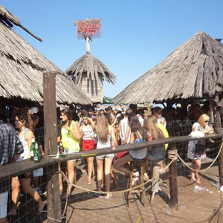 Family Romantik 酒店 阳光海滩