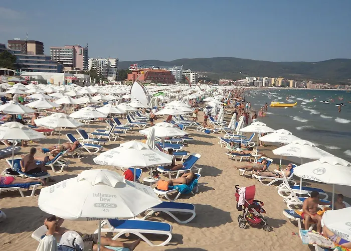 Family Romantik Hotell 3*