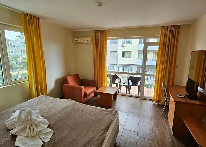 Family Romantik Slăntjev Brjag